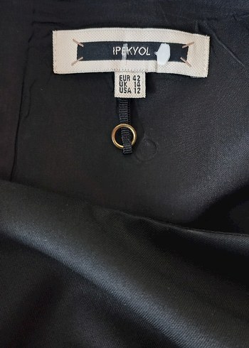 İPEKYOL SİYAH KOLSUZ ELBİSE - Görsel 3