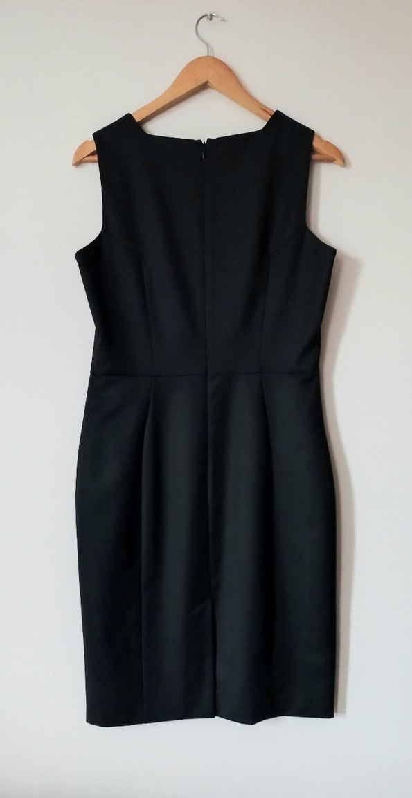 İPEKYOL SİYAH KOLSUZ ELBİSE - Görsel 2