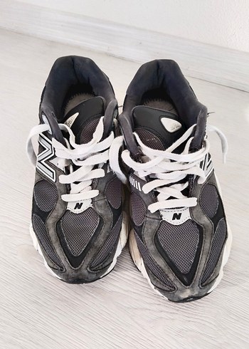 Gri Bağcıklı New Balance Unisex spor ayakkabı - Görsel 2