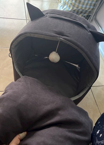 Kedi Kulaklı Koyu Gri Kedi Yatağı - Görsel 4