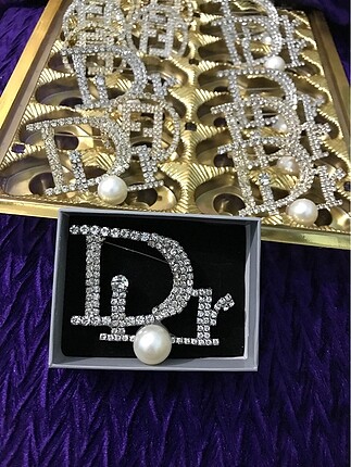 Dior broş