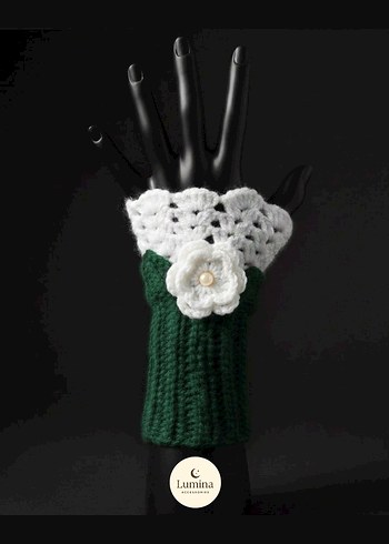 Çiçek Desenli Örgü Kadın Eldiveni - Görsel 3