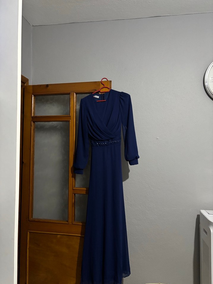 Uzun Kollu Lacivert Drapeli Abiye Elbise - Görsel 4