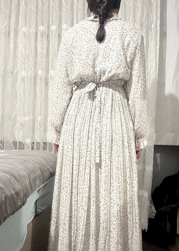 Uzun Kollu, Yüksek Yakalı Salaş Kadın Elbise - Görsel 3