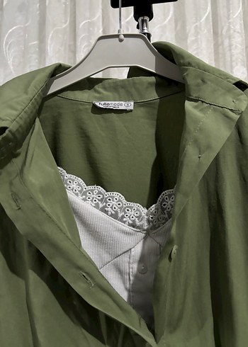 Düğmeli Yakalı Kadın Keten Gömlek - Görsel 4