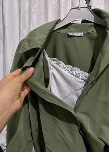 Düğmeli Yakalı Kadın Keten Gömlek - Görsel 5