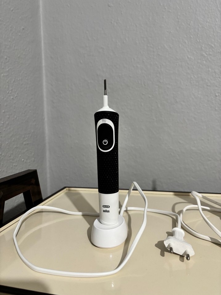 Renkli Beyaz Elektrikli Diş İpi Temizleyici - Görsel 3