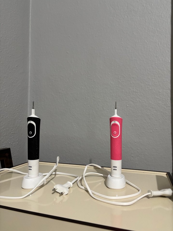 Renkli Beyaz Elektrikli Diş İpi Temizleyici - Görsel 2