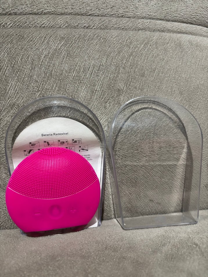 Pembe Yüz Temizleme Cihazı - Görsel 2