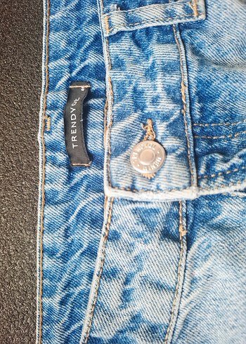 Kadın Pastel Mavi Bol Kesim Yırtık Jeans Trendyolmilla - Görsel 3