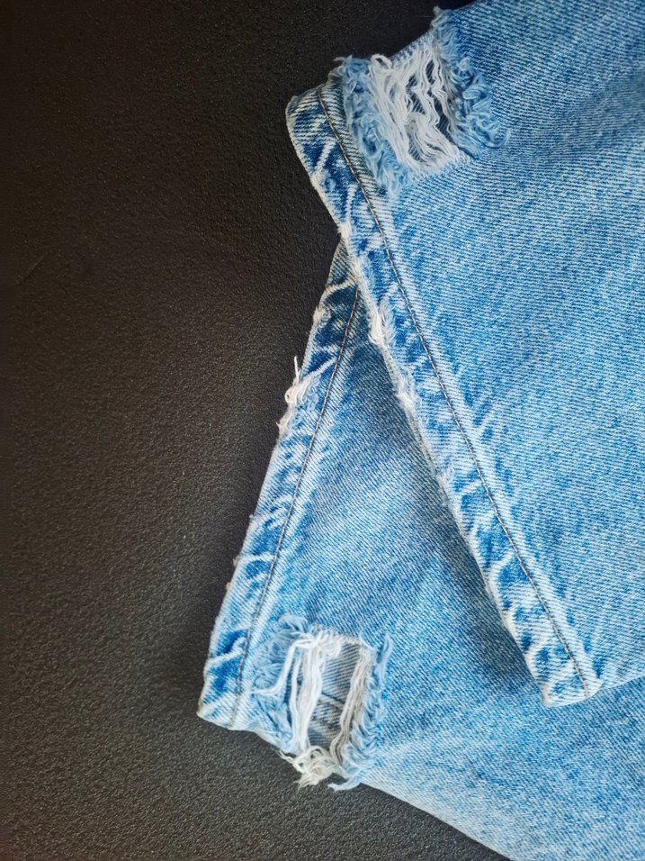 Kadın Pastel Mavi Bol Kesim Yırtık Jeans Trendyolmilla - Görsel 5