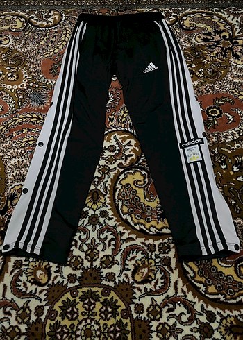 Adidas m