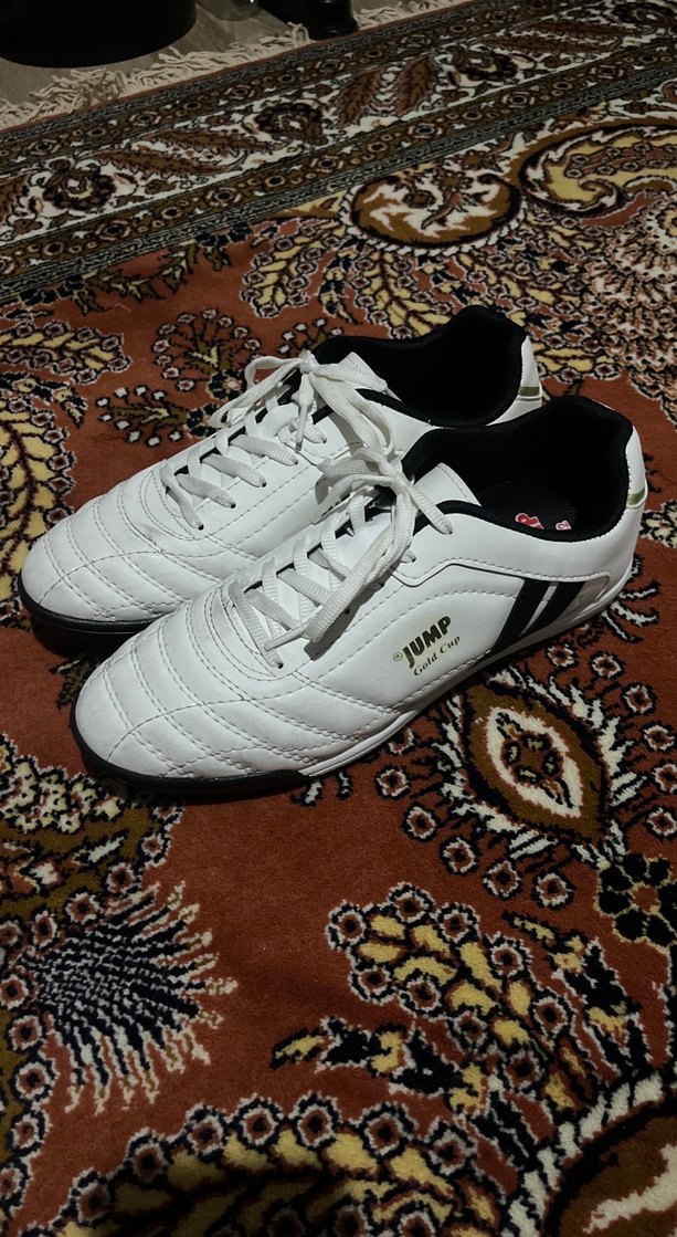 Beyaz Erkek Futbol Ayakkabısı - Görsel 2