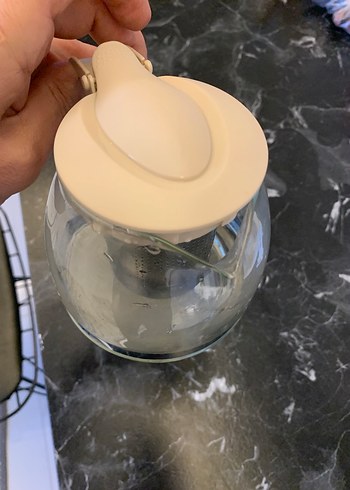 Beyaz Kulplu Cam Demlik - Görsel 3