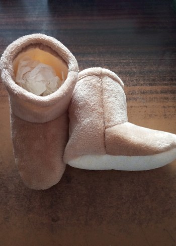 Bej Kürklü Kız Çocuk Ev Terliği - Görsel 3