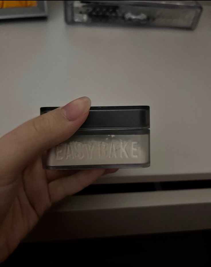 Huda beauty pudra - Görsel 3