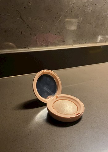 Rare beauty Aydınlatıcı - Görsel 2