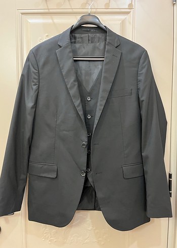 Erkek Siyah Düğmeli Takım Elbise - Görsel 6