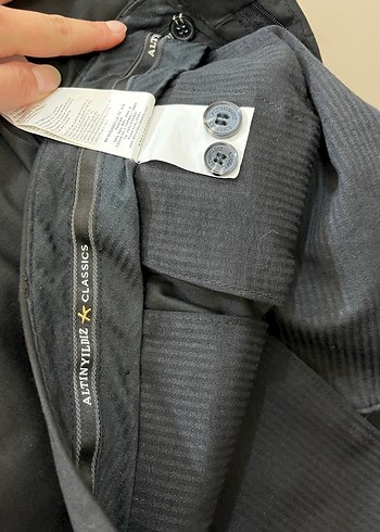 Erkek Siyah Düğmeli Takım Elbise - Görsel 9