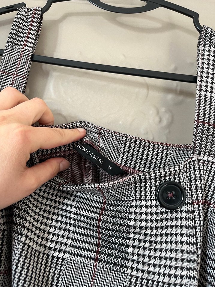 Düğmeli Gri Kareli Midi Elbise - Görsel 3