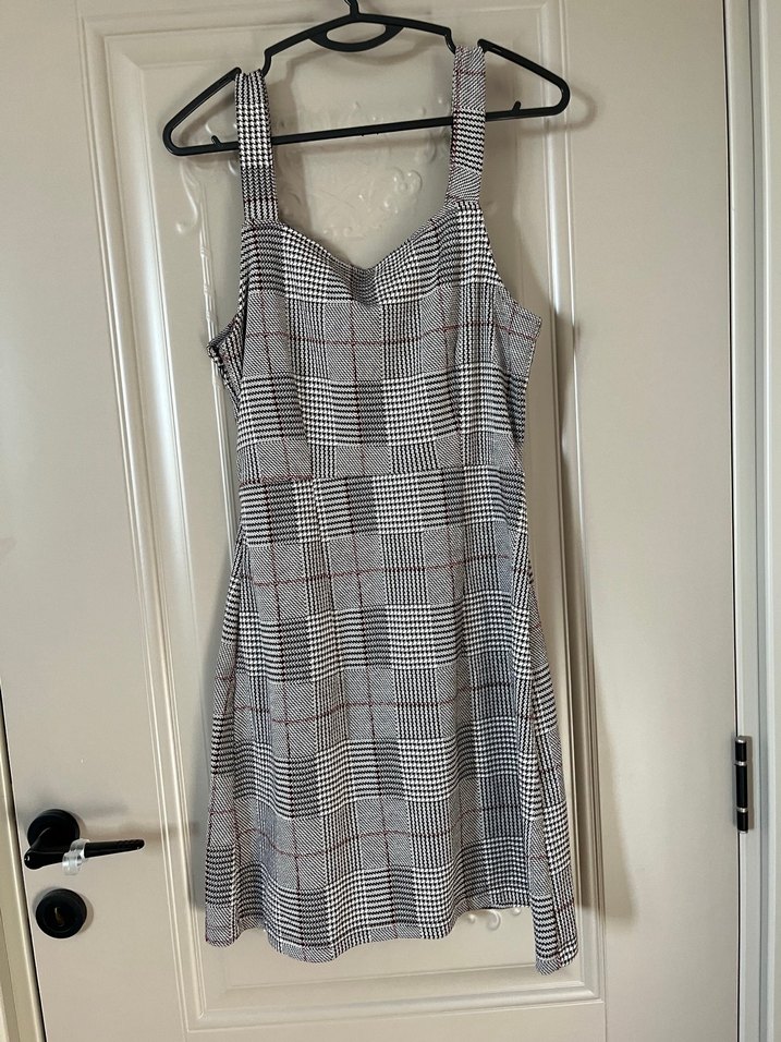 Düğmeli Gri Kareli Midi Elbise - Görsel 2