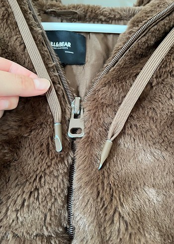 Kahverengi Kapüşonlu Kadın Peluş Ceket - Görsel 4