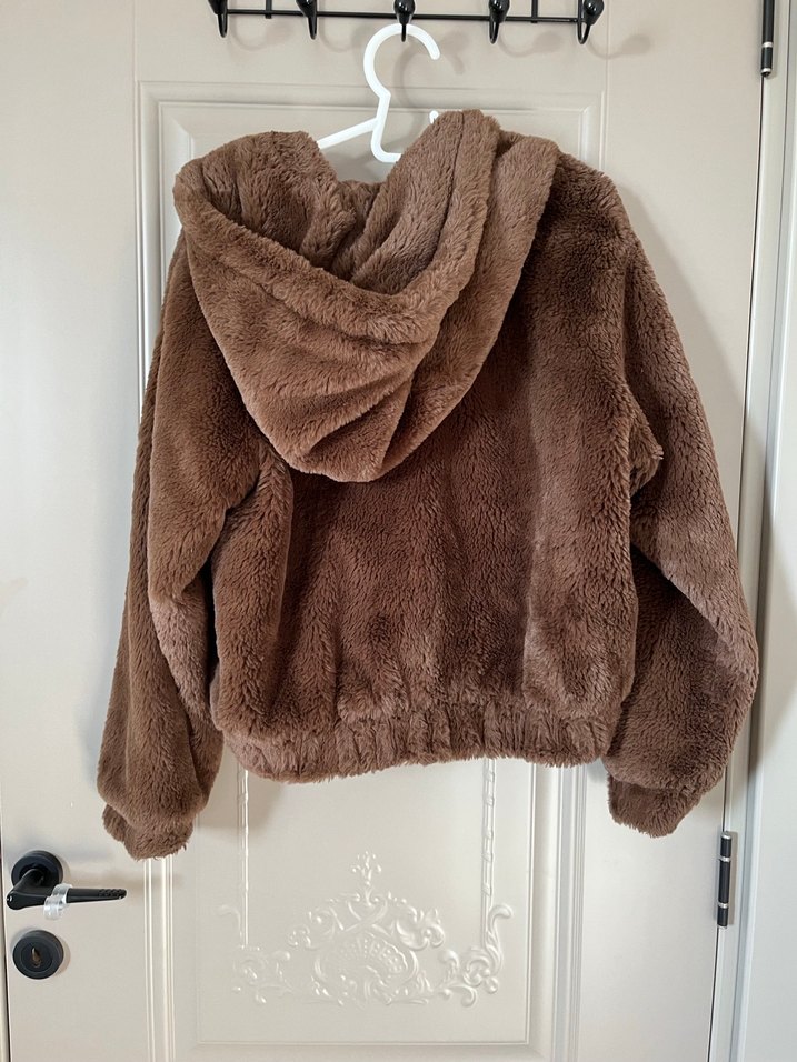 Kahverengi Kapüşonlu Kadın Peluş Ceket - Görsel 3