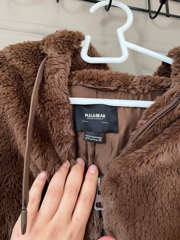 Kahverengi Kapüşonlu Kadın Peluş Ceket - Görsel 2