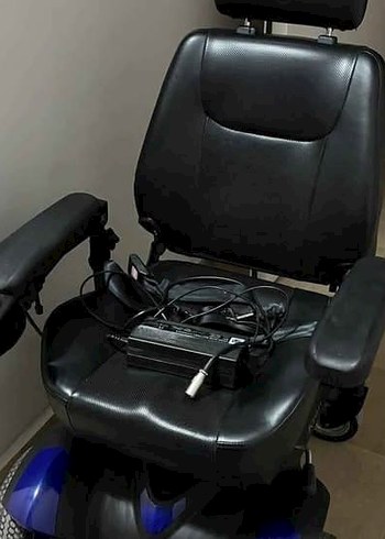 Mavi Elektrikli Tekerlekli Sandalye - Görsel 6