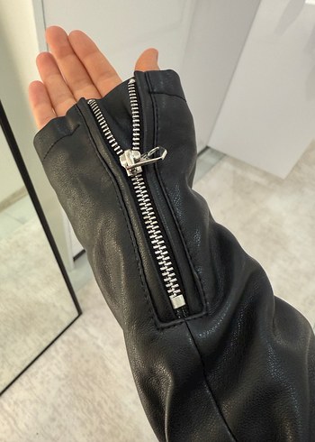 Siyah Deri Biker Ceket, Yüksek Yakalı, Dar Kesim - Görsel 5