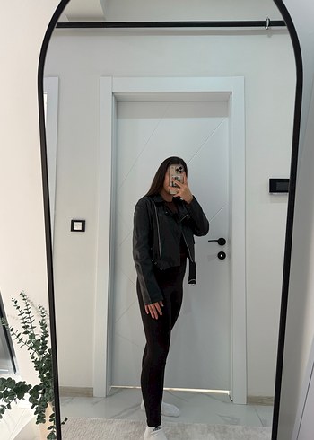 Siyah Deri Biker Ceket, Yüksek Yakalı, Dar Kesim - Görsel 2