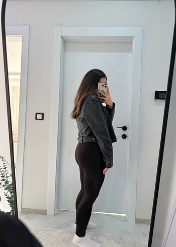Siyah Deri Biker Ceket, Yüksek Yakalı, Dar Kesim - Görsel 3