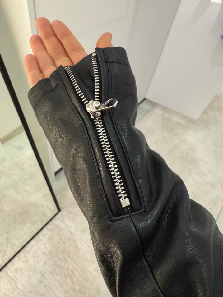 Siyah Deri Biker Ceket, Yüksek Yakalı, Dar Kesim - Görsel 5