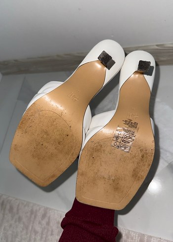 Beyaz Stiletto Topuklu Kadın Terlik - Görsel 5