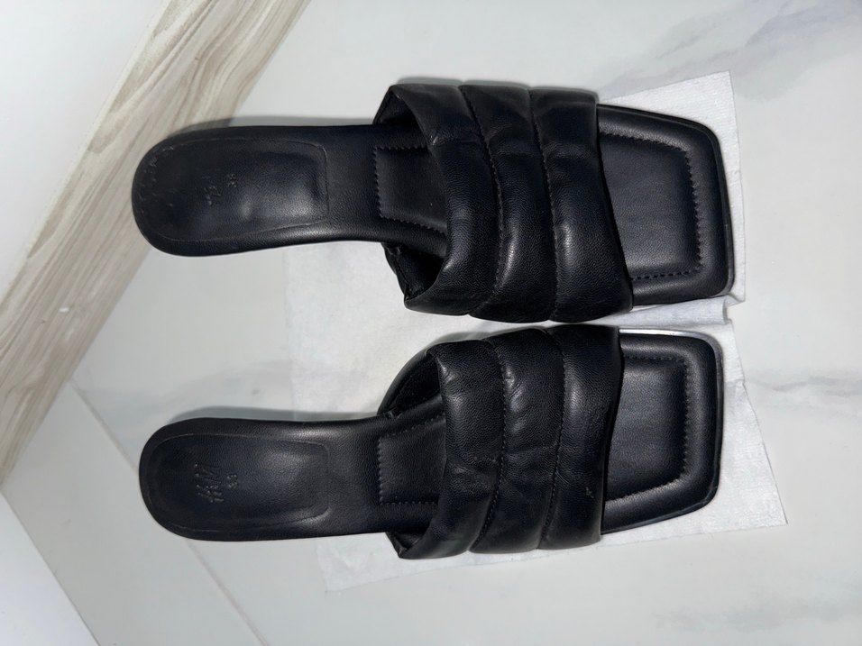 Kadın Siyah Pliseli Stiletto Terlik - Görsel 3