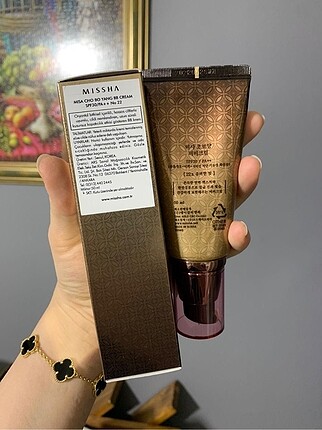 Missha CHO BO YANG BB CREAM 22 numara