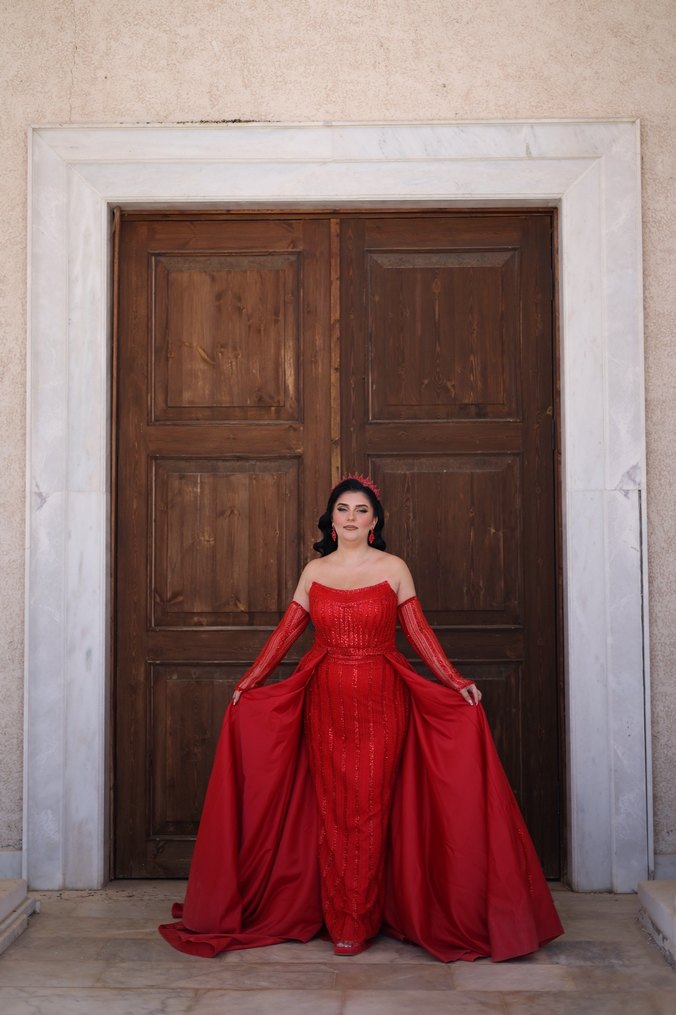 Uzun Kırmızı İşlemeli Straplez Kınalık - Görsel 3