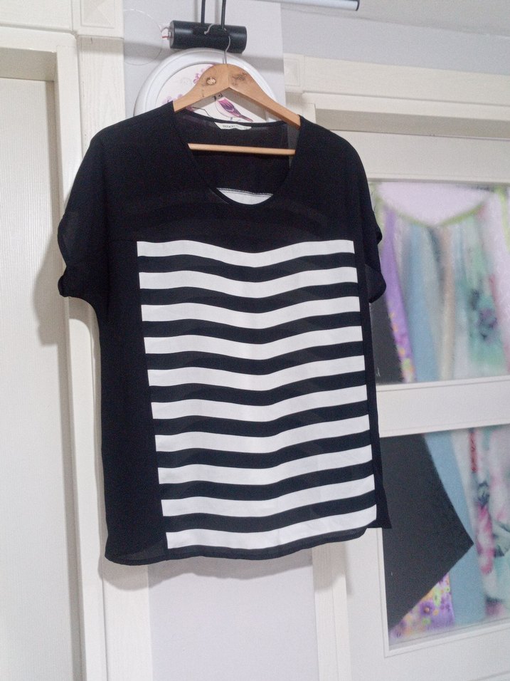 Siyah Beyaz Çizgili Hamile Tişörtü - Görsel 2