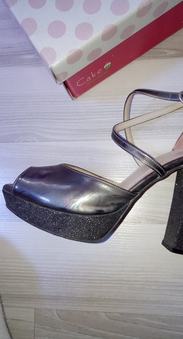 Gri Yılan Desenli Tokalı Stiletto Topuklu Ayakkabı - Görsel 3