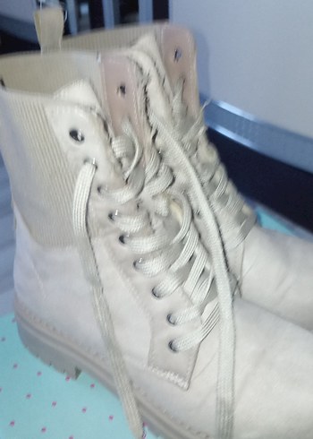 Bej Süet Bağcıklı Platform Topuklu Kadın Botu - Görsel 3