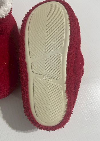 Kız Çocuk Kırmızı Sıcak Kürklü Ev Terliği - Görsel 4