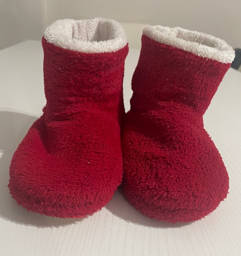 Kız Çocuk Kırmızı Sıcak Kürklü Ev Terliği - Görsel 2