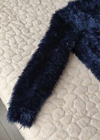 Erkek çocuk el örgüsü hırka - Görsel 2