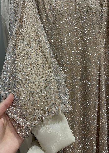 Bej Çiçek Desenli Uzun Kollu Abiye Elbise - Görsel 4