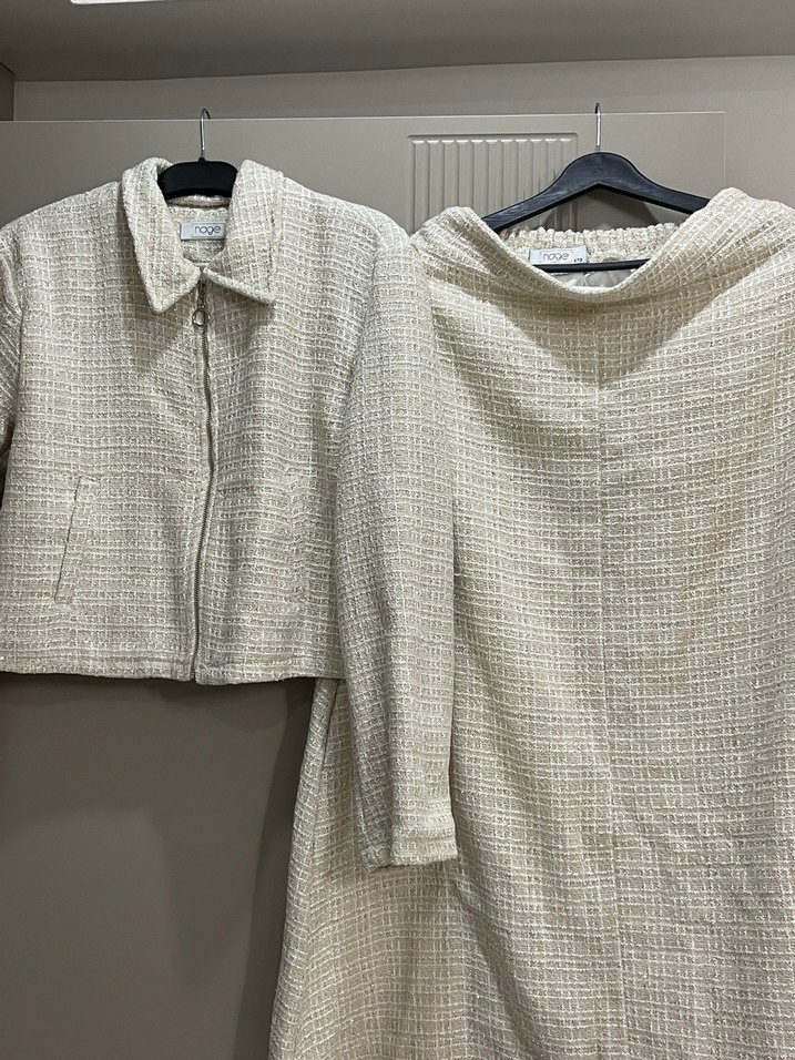 Kadın Beyaz Kısa Ceket ve Etek Takımı - Görsel 5