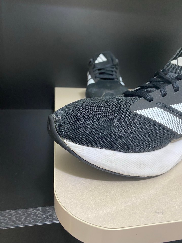 Adidas Siyah-Beyaz Spor Ayakkabı — görsel 3/7