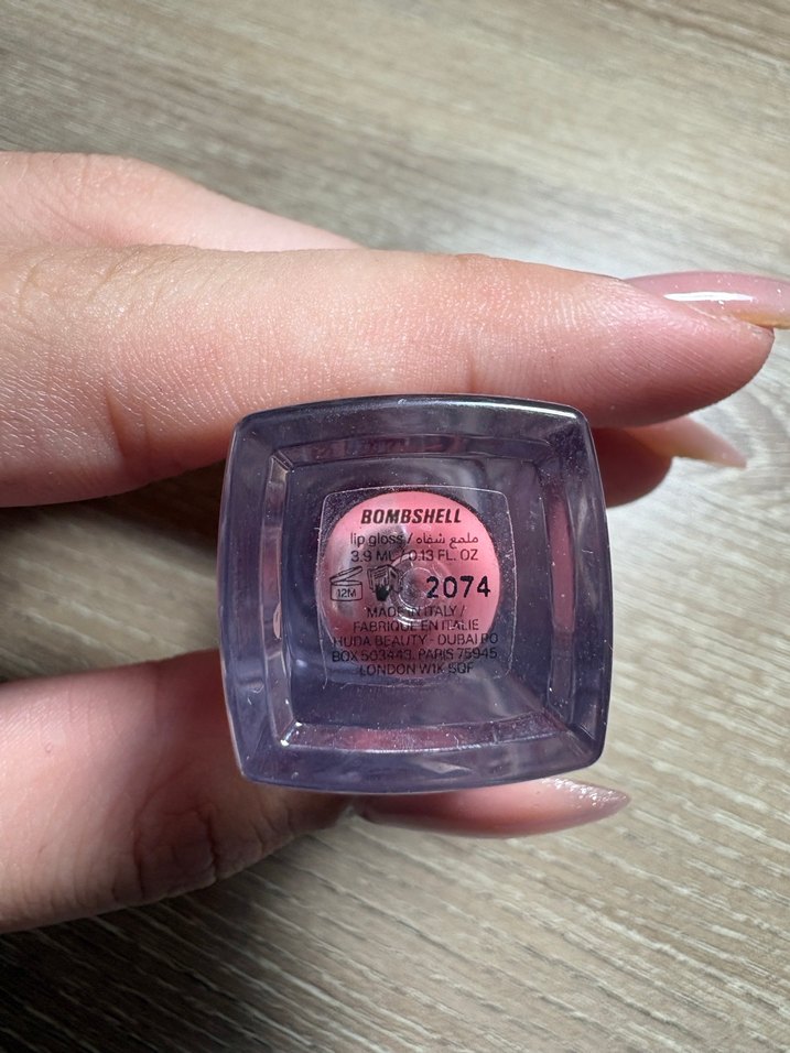 HUDA FAUXFİLLER GLOSS - Görsel 3