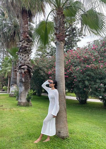 Şeffaf Beyaz Uzun Kollu Uzun Plaj Elbise - Görsel 3