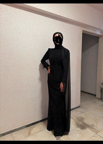 Drapeli Siyah Uzun Kollu Gotik Abiye Elbise