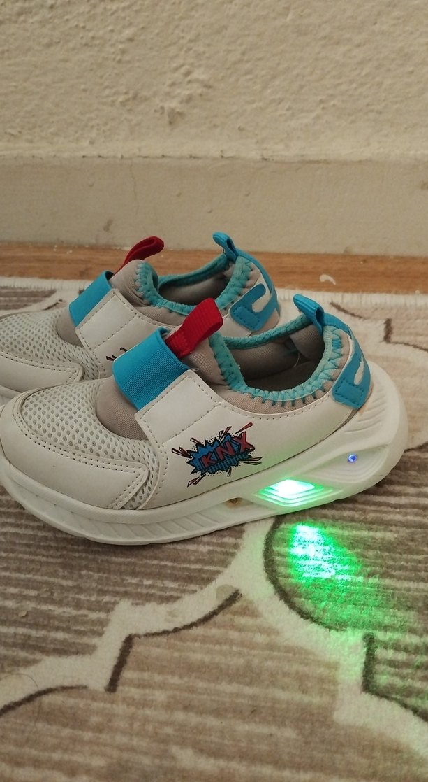 Beyaz Renkli Erkek Çocuk Spor Ayakkabı - Görsel 2